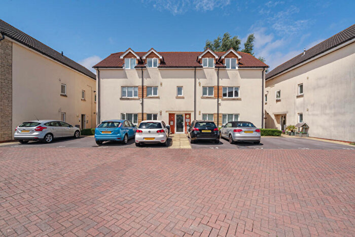 2 Bedroom Flat For Sale In Moor Gate, Portishead, Bristol, Somerset, BS20
