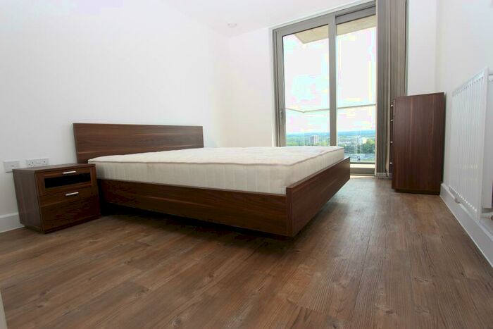 1 Bedroom Apartment To Rent In Cornmill Lane, London, Greater London, SE13