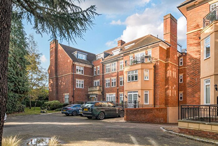2 Bedroom Flat For Sale In Worsley Grange, Kemnal Road, Chislehurst, BR7