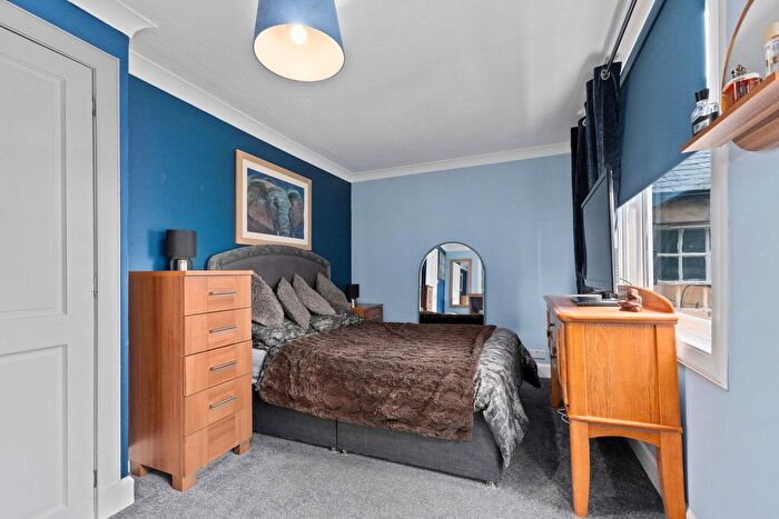 2 Bedroom Flat For Sale In High Street, Tranent, EH33