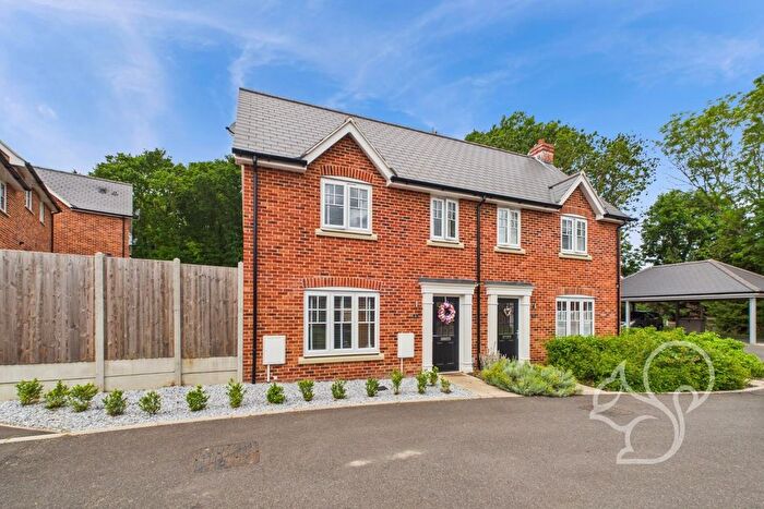 2 Bedroom Semi-detached House For Sale In North Wharf Road, Colchester, CO5