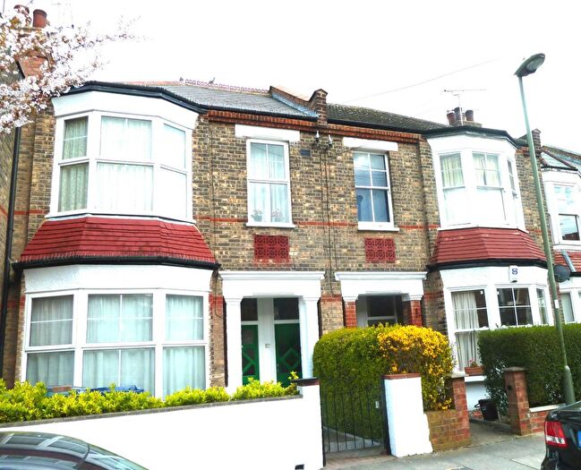 1 Bedroom Flat To Rent In Market Place, London, N2