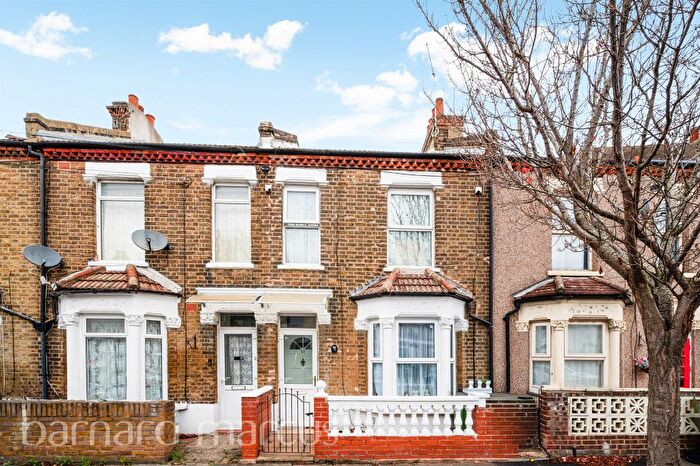 3 Bedroom Terraced House For Sale In Gunning Street, London, SE18