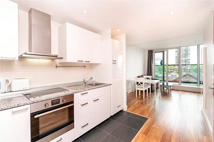 Studio To Rent In Peninsula Apartments, London, W2
