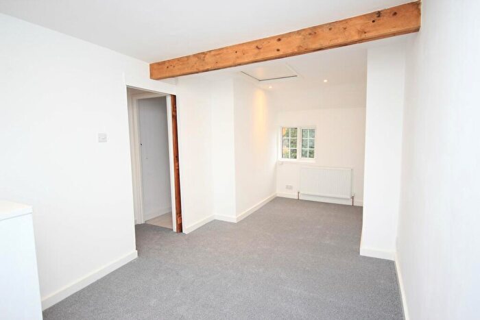 1 Bedroom Cottage To Rent In Dunstable Road, Flitwick, MK45