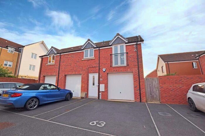 2 Bedroom Detached House To Rent In The Rydons, Exeter, Devon, EX2