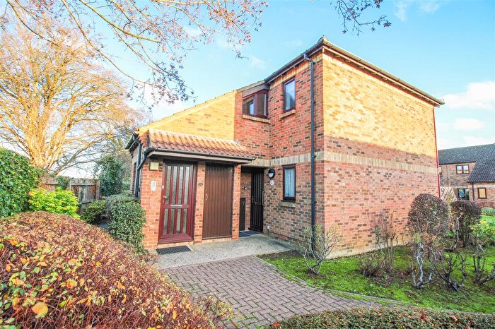 1 Bedroom Maisonette For Sale In Southern Lodge, Harlow, CM19