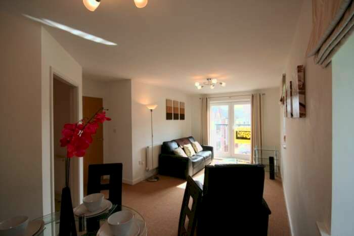 2 Bedroom Flat To Rent In Latchford, Warrington WA4