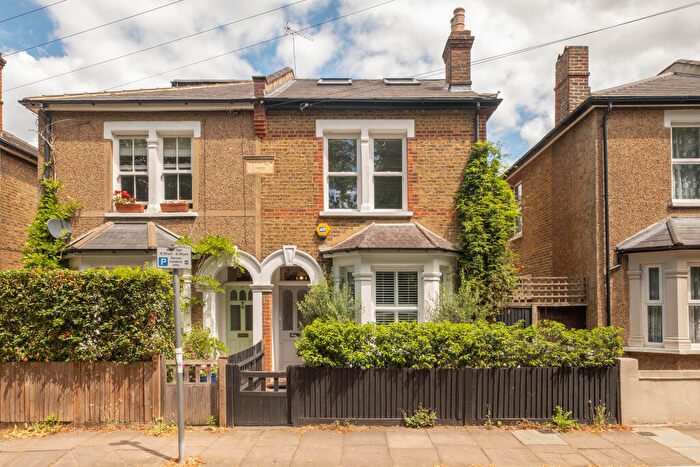 4 Bedroom Semi-Detached House For Sale In Bonner Hill Road, Kingston Upon Thames, KT1