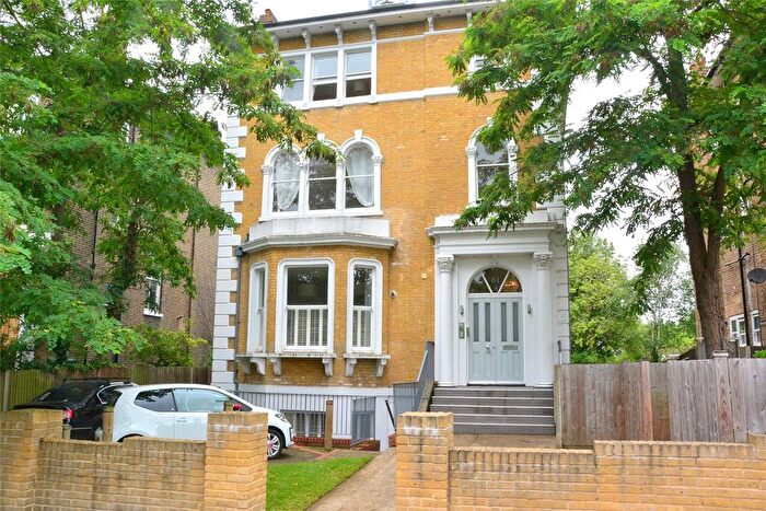 1 Bedroom Flat To Rent In Lewisham Hill, Lewisham, London, SE13