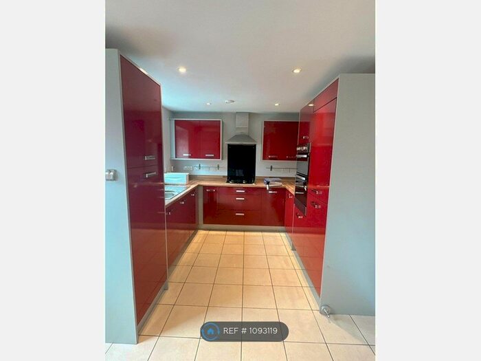 4 Bedroom Terraced House To Rent In Over Drive, Patchway, Bristol, BS34