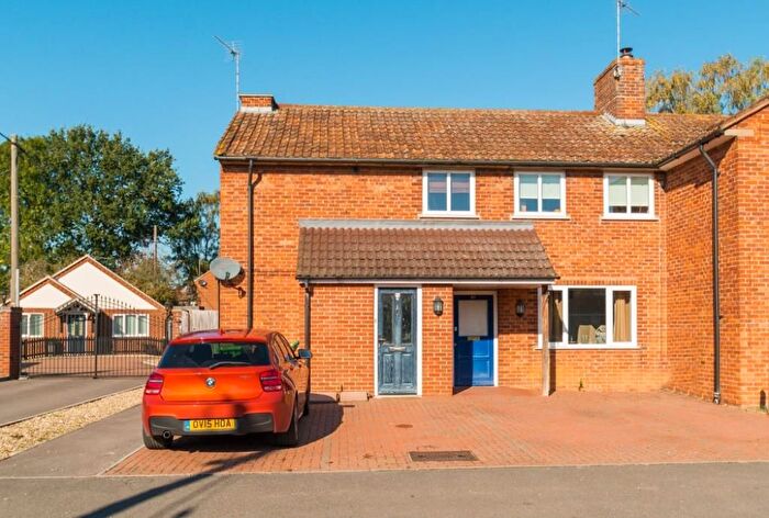 2 Bedroom Flat To Rent In Sellwood Road, Abingdon, OX14
