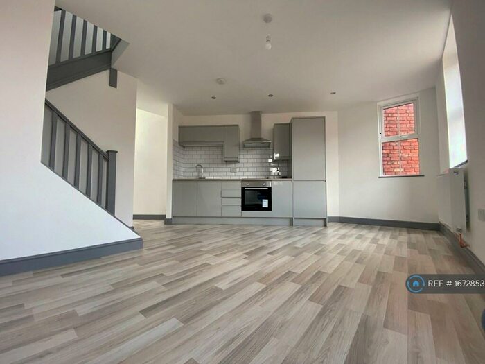 2 Bedroom Detached House To Rent In Wilson Terrace, Kettering, NN16