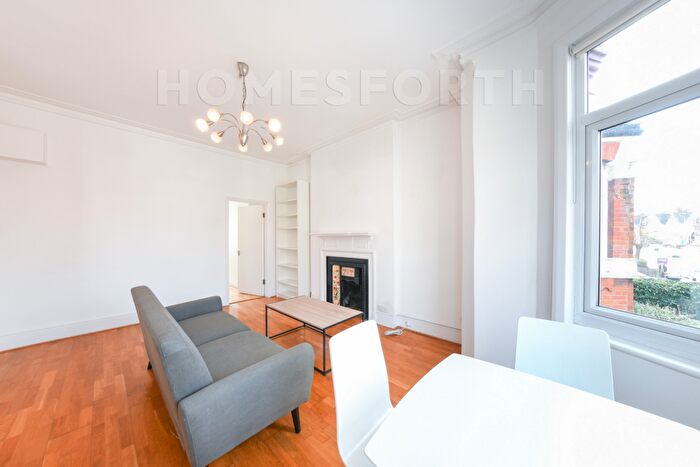 1 Bedroom Flat For Sale In Chichele Road, Willesden Green, NW2