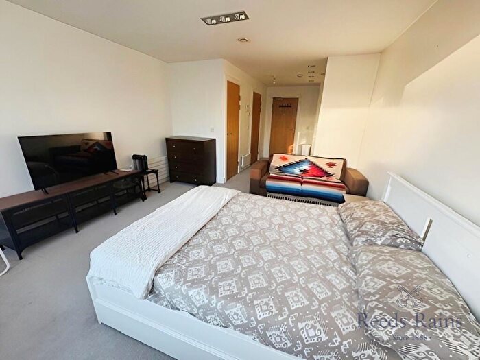 Apartment To Rent In Kenyons Steps, Liverpool, Merseyside, L1