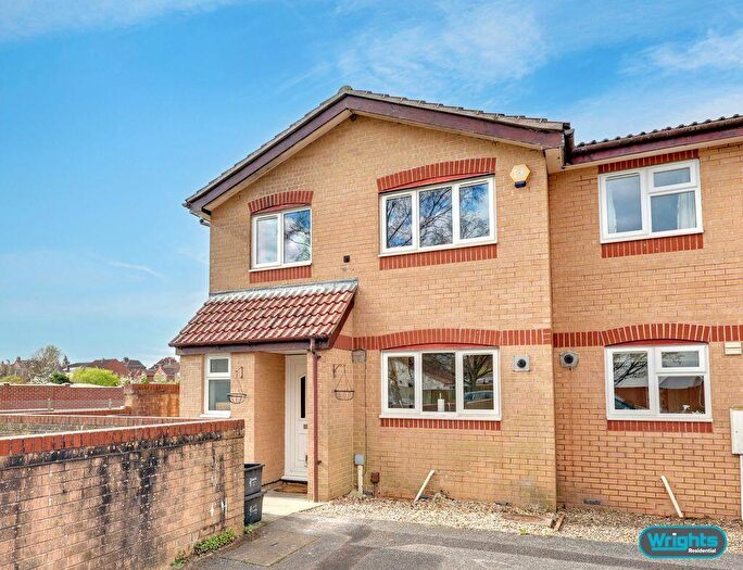3 Bedroom Terraced House For Sale In Bramley Lane, Trowbridge, BA14