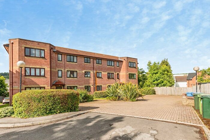1 Bedroom Flat For Sale In Woodhill Views, Nailsea, Bristol, Somerset, BS48