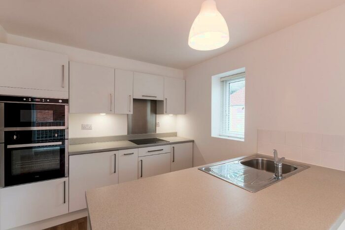 1 Bedroom Flat To Rent In Pound St, Newbury, RG14