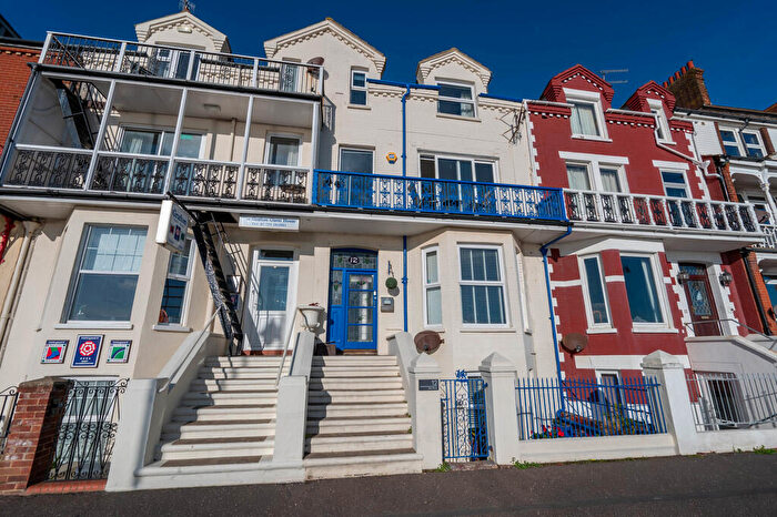 5 Bedroom Terraced House For Sale In Sea Road, Felixstowe, IP11