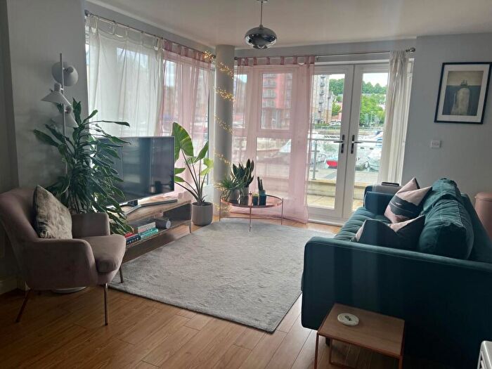 1 Bedroom Flat To Rent In Mizzen Court, Portishead, BS20