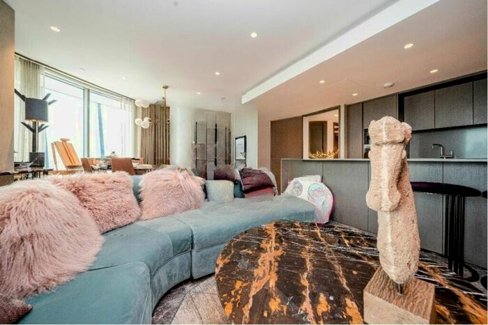 2 Bedroom Flat To Rent In Blackfriars Road, London, SE1