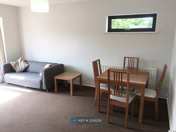 1 Bedroom Flat To Rent In Catherine Lodge, Croydon, CR0