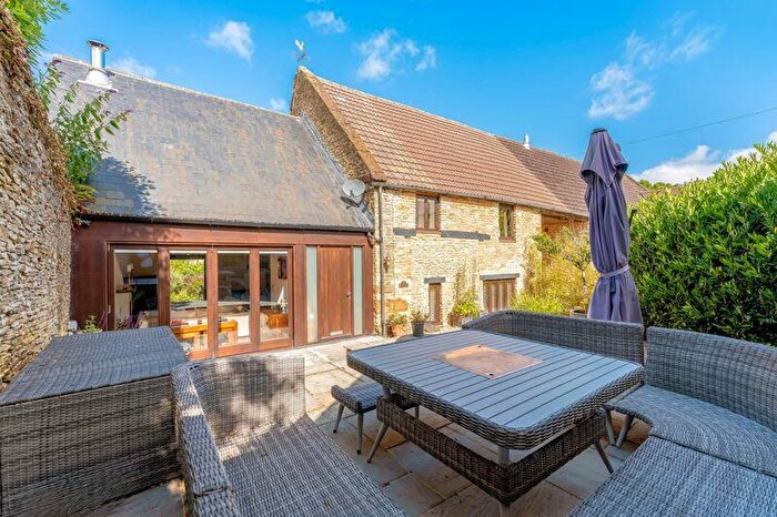2 Bedroom Barn Conversion For Sale In College Fields, Aynho, OX17