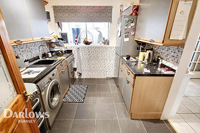 3 Bedroom End Of Terrace House For Sale In Ferntree Drive, Cardiff, CF3