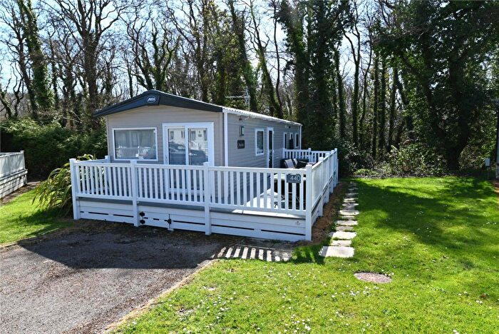3 Bedroom Park Home For Sale In Seabreeze, Shorefield Country Park, Downton, Hampshire, SO41