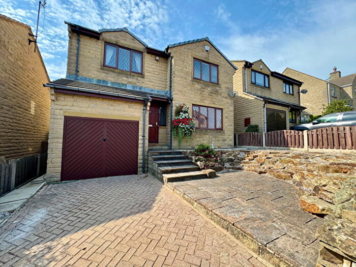 4 Bedroom Detached House For Sale In Trinity Meadows, Thurgoland, Sheffield, S35