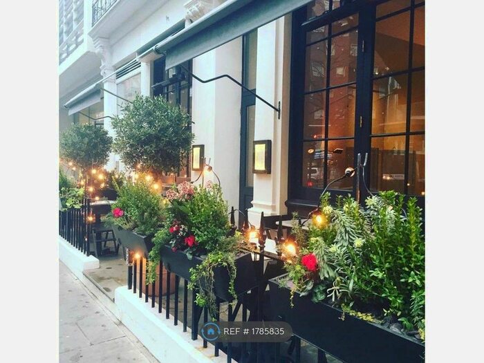 2 Bedroom Flat To Rent In Seymour Place, London, W1H