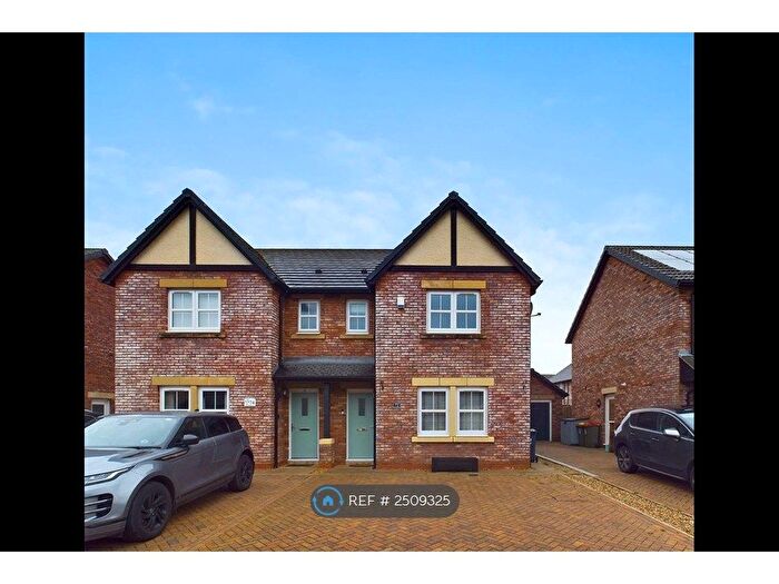 3 Bedroom Semi-Detached House To Rent In Redwing Drive, Fulwood, Preston, PR2