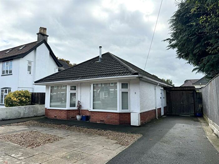 2 Bedroom Bungalow To Rent In Pottery Road, Poole, BH14