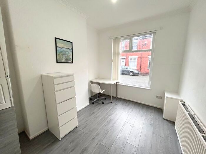 2 Bedroom Terraced House To Rent In Mackenzie Road, Salford, M7