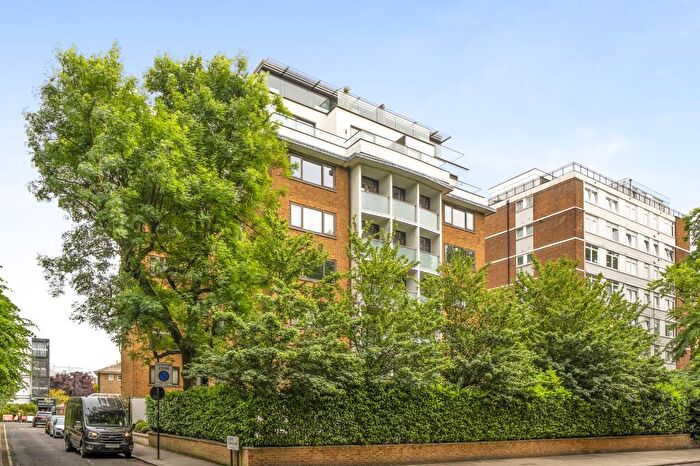 2 Bedroom Flat For Sale In Queens Court, St Johns Wood, NW8
