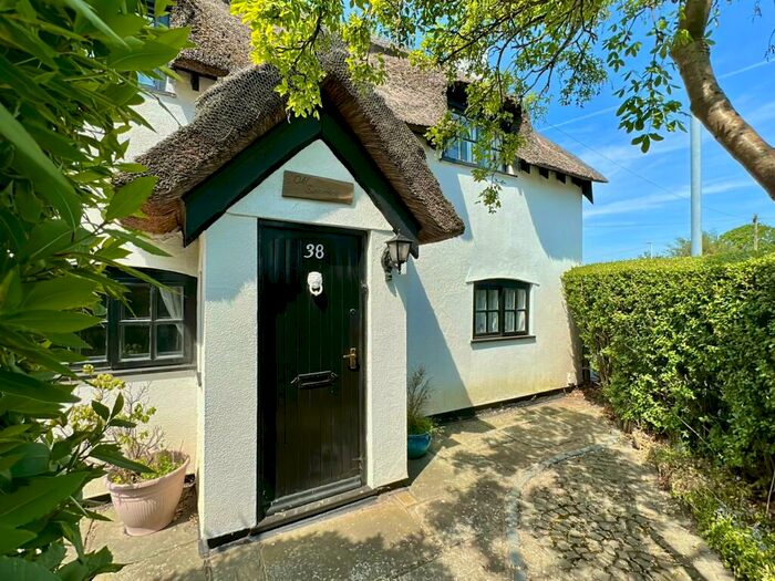 3 Bedroom Cottage To Rent In Liverpool Road, Formby, Liverpool, L37