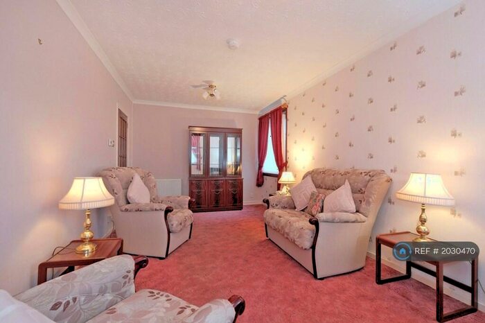 2 Bedroom Flat To Rent In Ash-Hill Drive, Aberdeen, AB16