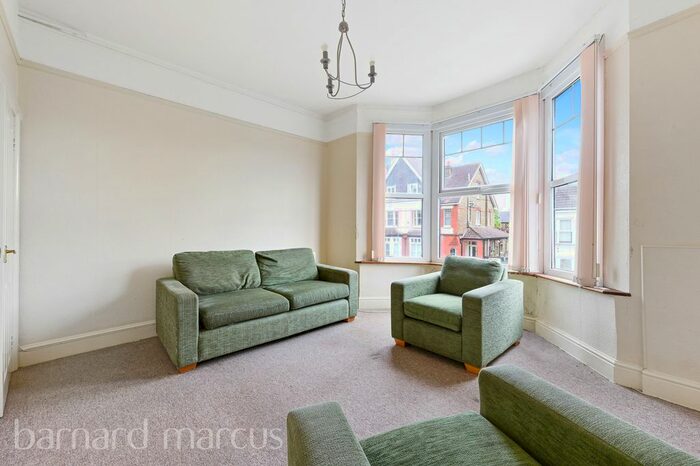 1 Bedroom Flat To Rent In Spencer Road, South Croydon, CR2