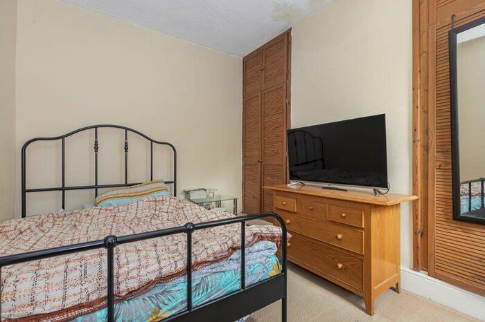 3 Bedroom Terraced House For Sale In Gerrish Avenue, Bristol, BS5
