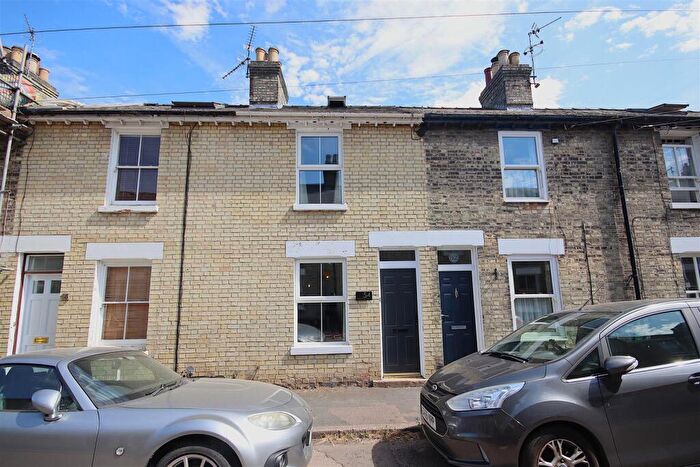3 Bedroom Terraced House To Rent In Great Eastern Street, Cambridge, CB1