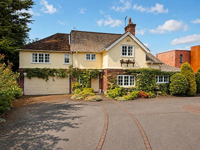 5 Bedroom Detached House For Sale In Parkgate Road, Neston, CH64
