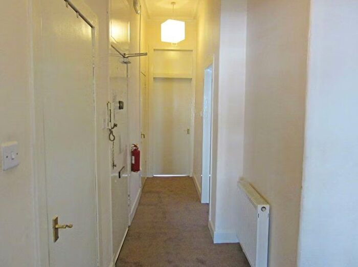 3 Bedroom Flat To Rent In Marchmont Road, Edinburgh, Midlothian, EH9