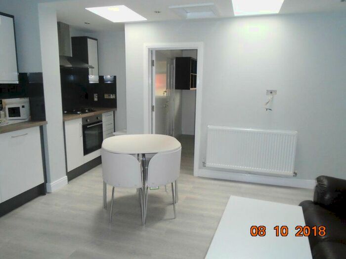 4 Bedroom House To Rent In Selly Hill Road, B29