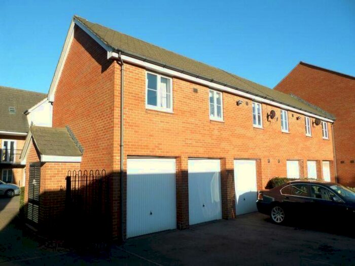 2 Bedroom Coach House To Rent In Montreal Avenue, Horfield, Bristol, BS7