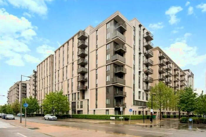 2 Bedroom Flat To Rent In Flat, Lucia Heights, Logan Close, London, E20