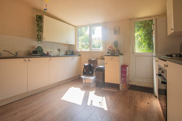 3 Bedroom Terraced House To Rent In Addington Road, E16