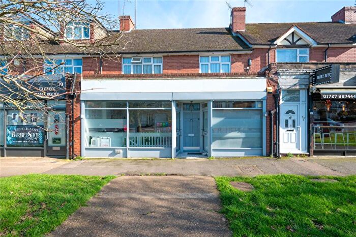 3 Bedroom Terraced House For Sale In Vesta Avenue, St. Albans, Hertfordshire, AL1