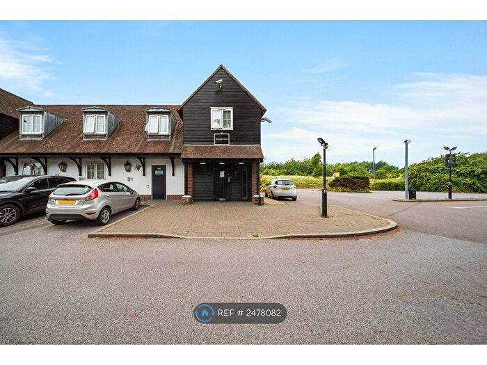 Studio To Rent In Bayswater House, Singlewell, DA12