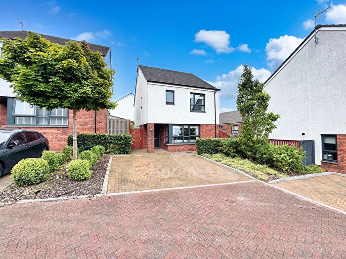 3 Bedroom Detached House For Sale In Midton Circle, Howwood, PA9