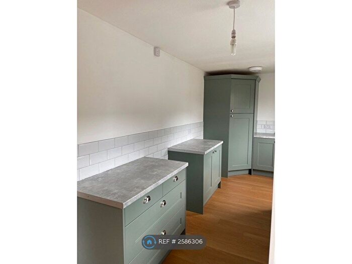 3 Bedroom Terraced House To Rent In Cromwell Road, Grimsby, DN31